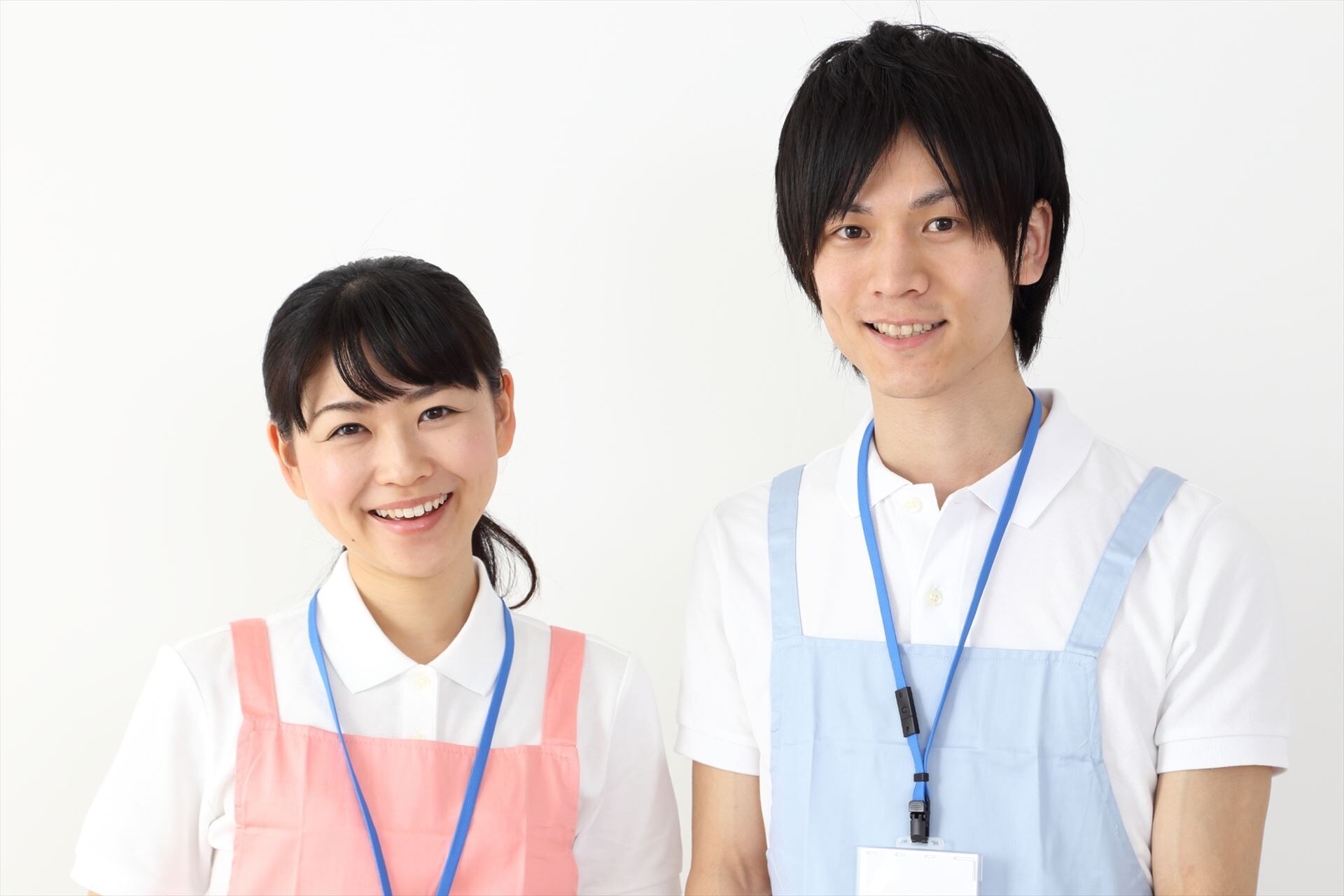 男性スタッフと女性スタッフ